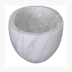 Marella Ivory Cloud Marble bathtub, studio top interior and drain visualization