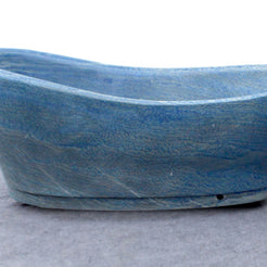 Azzara BT-168A Azura Blue Quartzite bathtub, natural blue stone surface and veining detail