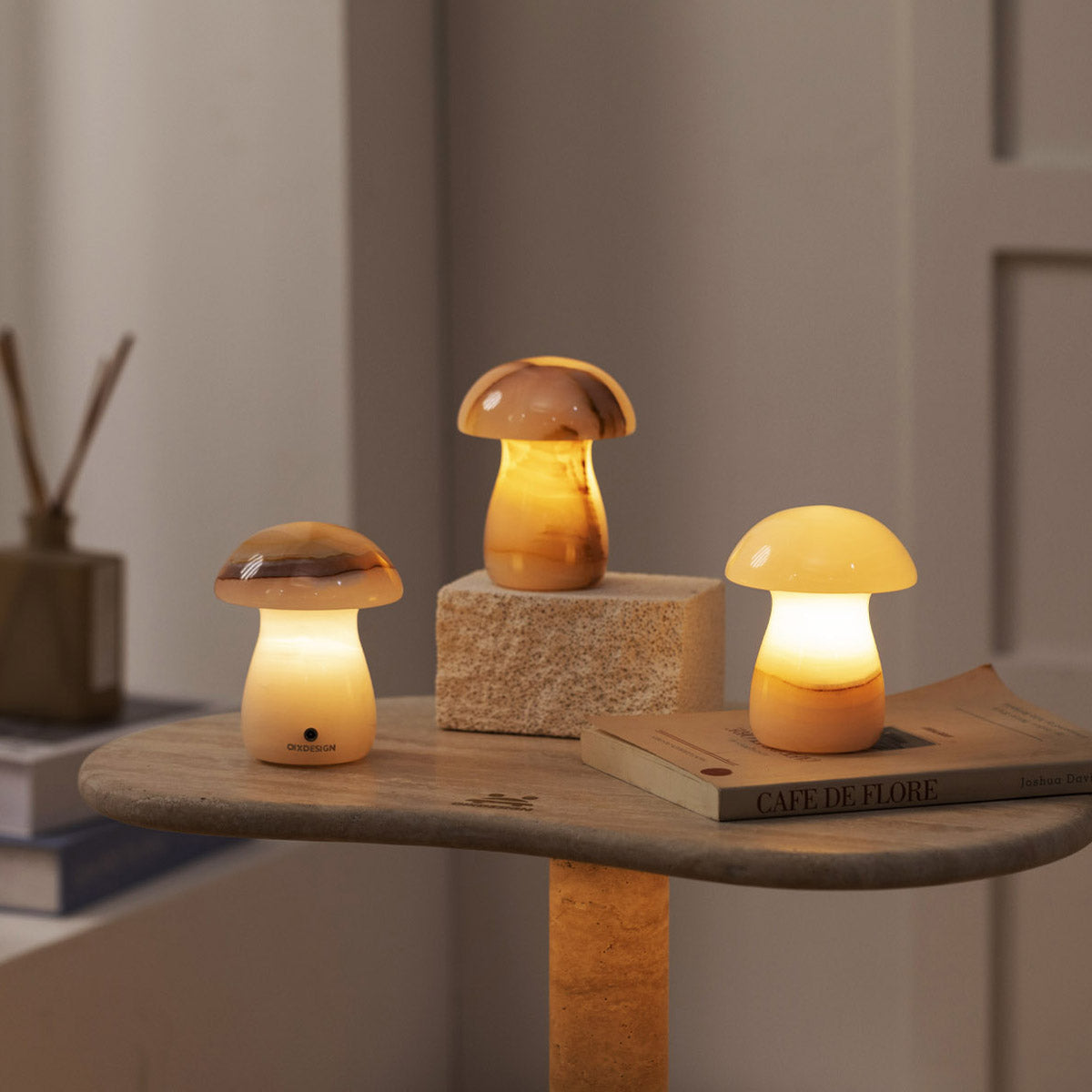 mushroom-onyx-lamp-wireless-portable-touch-control-adjustable-light.jpg