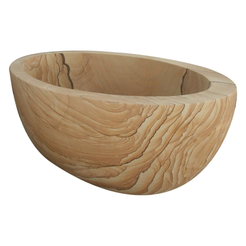 Navira Natural Sandstone bathtub, studio three-quarter visualization