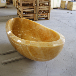 Vespera BT-169A Honey Onyx bathtub, original product reference view; source photograph reframed without changing the stone, rim or silhouette