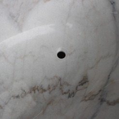 Elara BT-024A Ivory Cloud Marble bathtub, original product reference view; source photograph reframed without changing the stone, rim or silhouette
