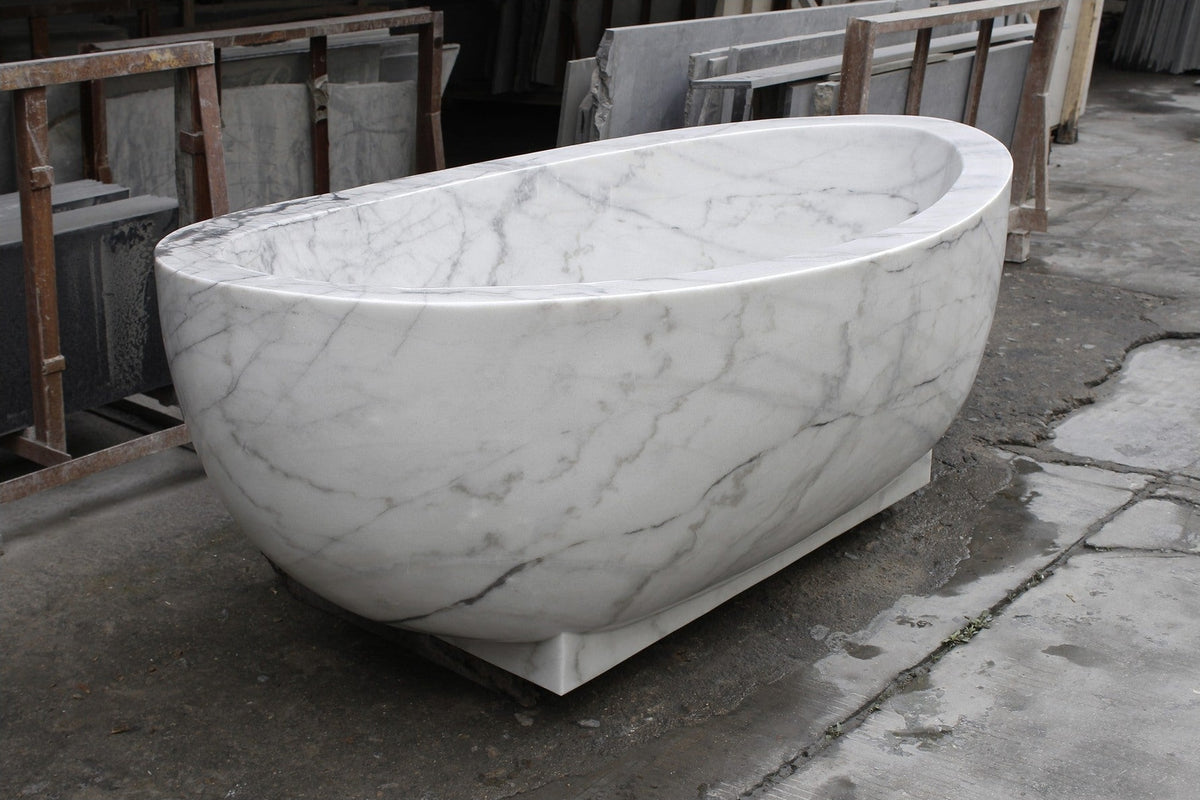 Celeste BT-038B Ivory Cloud Marble bathtub, original product reference view; source photograph reframed without changing the stone, rim or silhouette