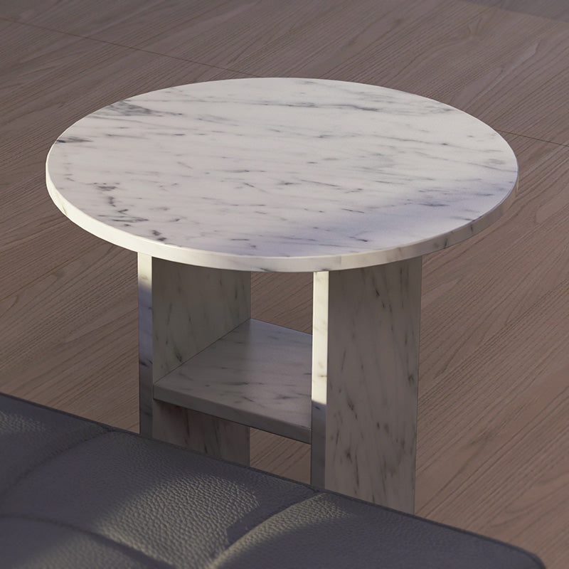 Close-up of the open-grid niches and marble veining