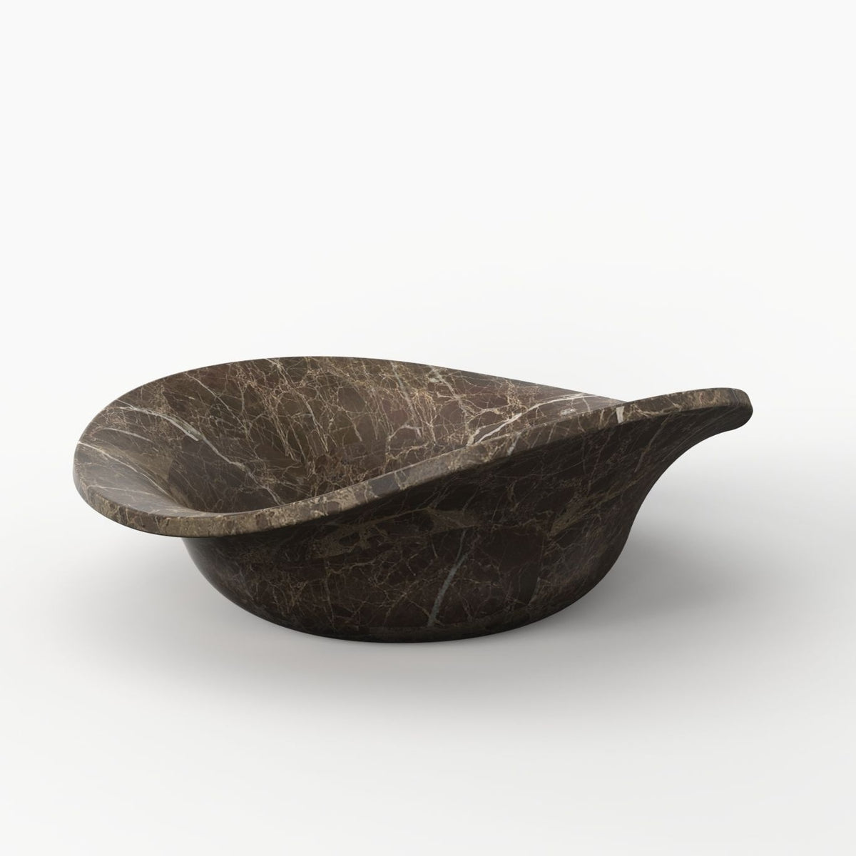 Sabria asymmetric rim and curved exterior profile